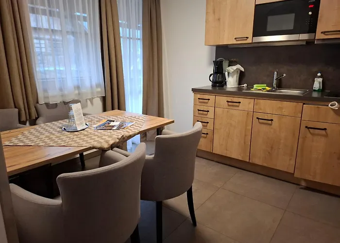 Ferienwohnung Nassfeld - Badestrand Inklusive Appartement *